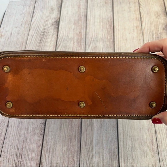 Dooney & Bourke Leather Pebbled Purse Bag - Picture 5 of 10